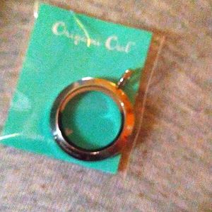 Medium living locket base